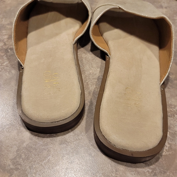 🩶Franco Sarto Riviera Slides🩶 - Picture 5 of 12